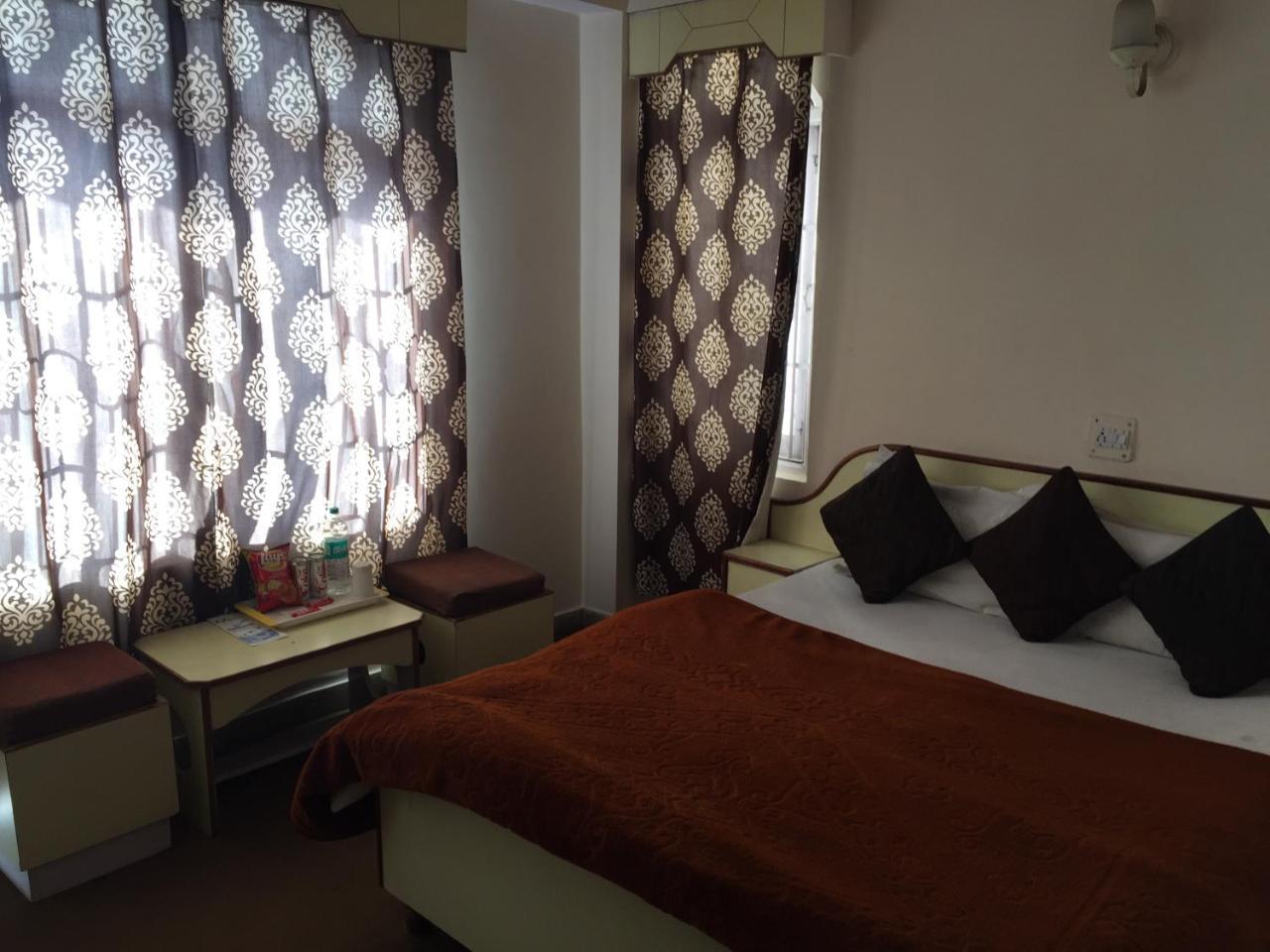 שימלה Hotel Lotus מראה חיצוני תמונה